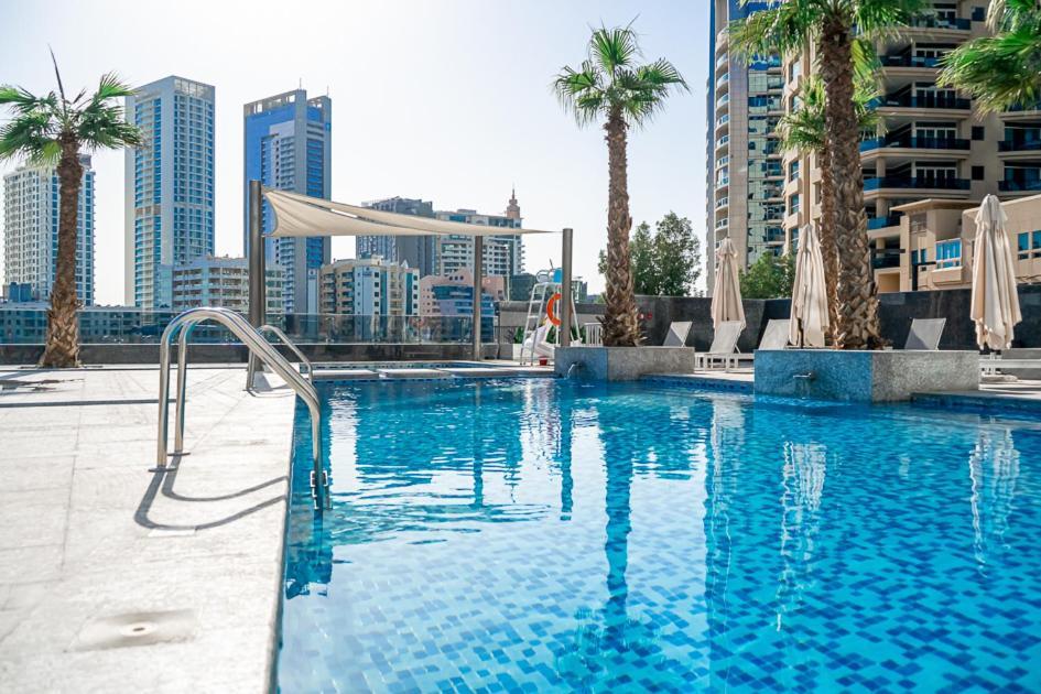 Higuests - Sparkle Towers 2 Dubai Buitenkant foto